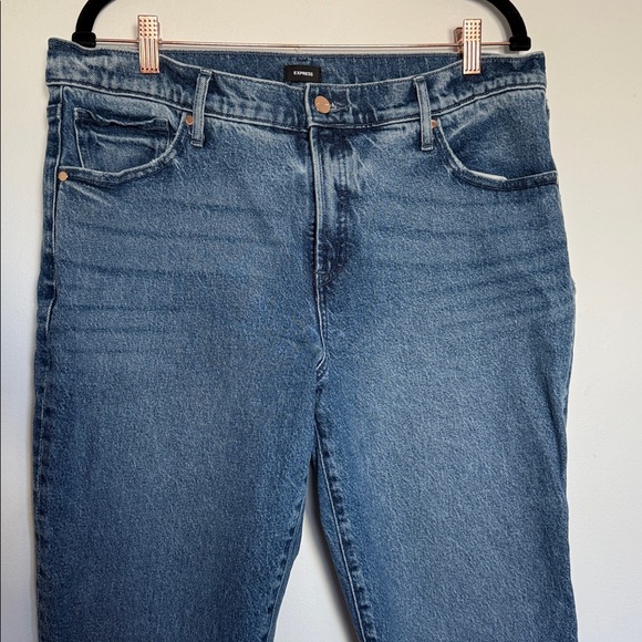 Express Boot Mid Rise Jeans - Picture 2 of 5